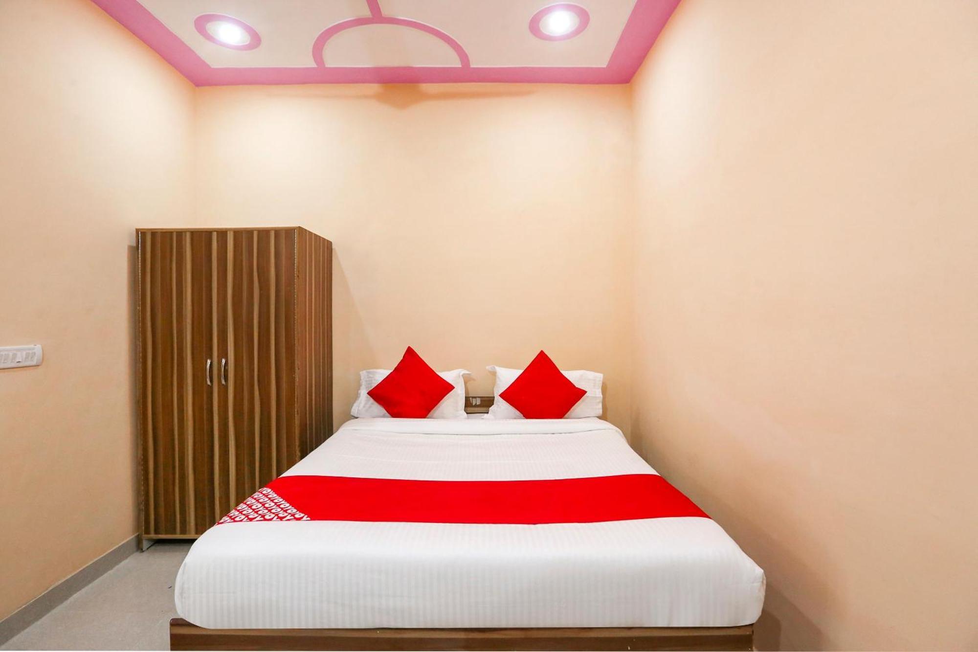 Hotel O Royal Villa Gurgaon Buitenkant foto